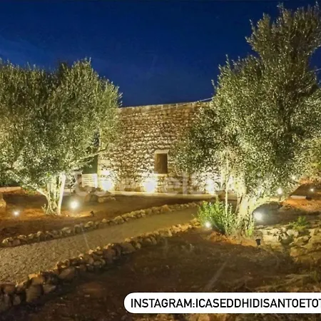 I Caseddhi Di Santo E Toto * Torre Suda